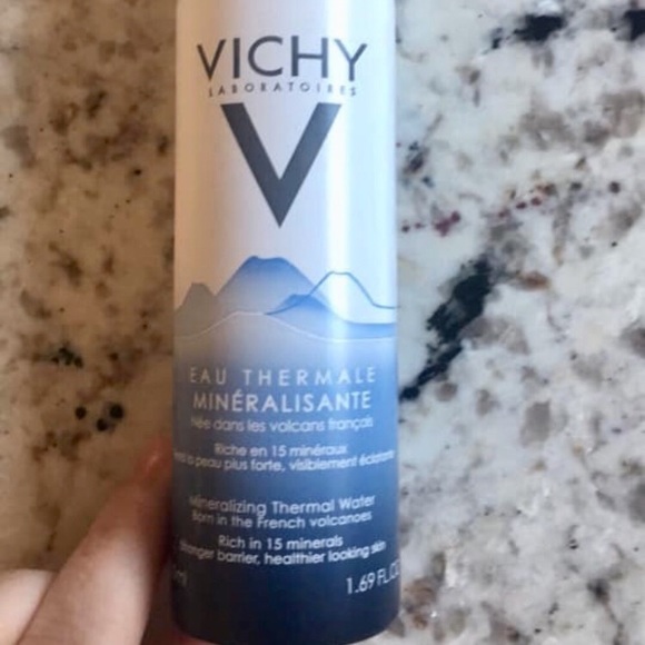 SOLD***Vichy skincare set *NEW* - Picture 4 of 5
